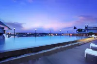 Aston Inn Cilacap - Pemandangan Pantai