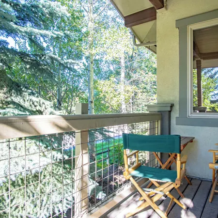 The Fields - 110 is a Cozy Mountain Condo With Access to Everything - Community Hot Tub