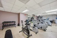 2 BR Iconic Detroit High-Rise Loft - Apartments