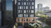 Fulton Business Luxury Hotel - Balkoner