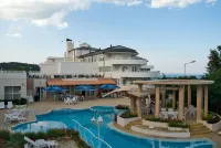 Park Hotel Bellevue - piscina