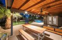 4 Br Tempe Retreat Pool Putt Putt Pool Table - บังกะโล