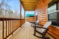 Smoky Mtn Retreat Sauna Hot Tub Game Room - บังกะโล