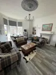Isle of Bute Blissful Retreat- Stunning 3 Bed Flat - 2-Star