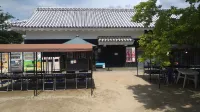 松山皇冠飯店 - 2 星級