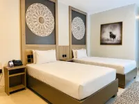 Fairway Hotel & Spa - balcony