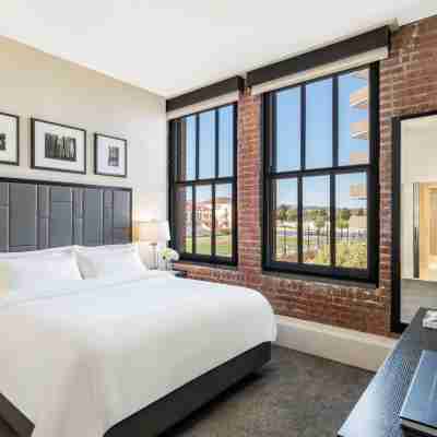 The Fairmont Heritage Place Ghirardelli Square Rooms