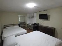 Everstay Suites Lackland Hotels near Acme Park