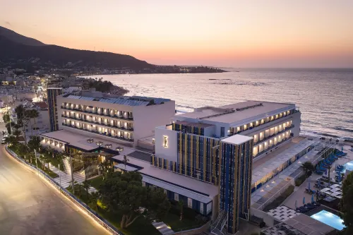 I Resort Beach Hotel & Spa - Mountain view