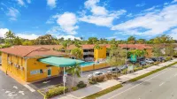 Quality Inn & Suites Airport - Cruise Port Hollywood - Jacuzzi