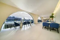 Nova M Hotel Edge By Rotana - Aamiainen