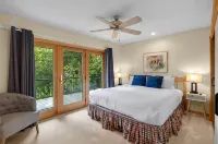 Quality, Modern Home with Lake Superior & Madeline Island Views & Sauna - WiFi
