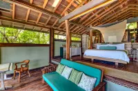 Morgan's Rock Reserve & Ecolodge - parking