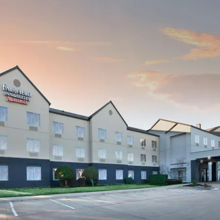 Fairfield Inn & Suites Fort Worth/Fossil Creek