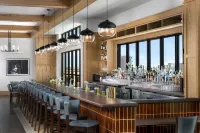 Hotel Avail Rogers, Tapestry Collection by Hilton - 4-Star