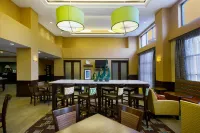 Hampton Inn & Suites Burlington - Wifi