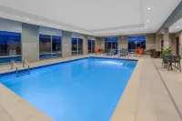 Hampton Inn and Suites by Hilton Bloomfield Hills Detroit - Pet friendly