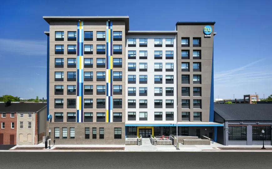Tru by Hilton Baltimore Harbor East