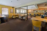 Farnham - breakfast