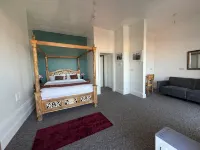 The Carlton Hotel - 3-Star
