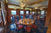 The Colony Hotel - breakfast