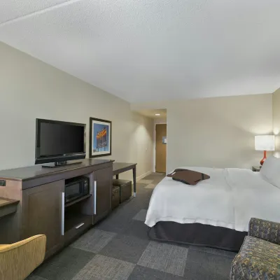 Hampton Inn & Suites Phoenix/Scottsdale Hotels near Desert View