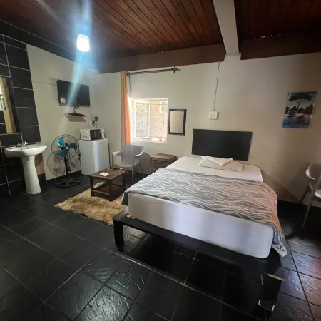 Happy Time Guest House