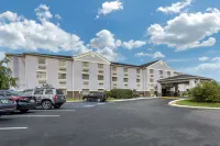 Comfort Inn & Suites Butler Hotels in Butler County