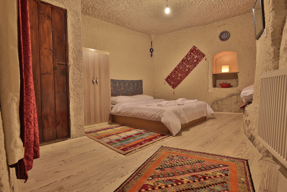 Mia Cappadocia Cave Hotel