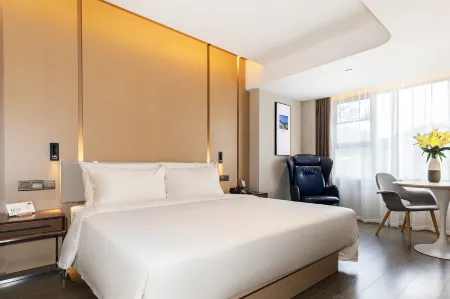 Atour Hotel Отели рядом с достопримечательностью «Qingliangshan Forest Park»