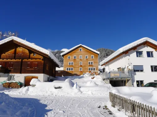 Feu de Joie Hotels in Disentis