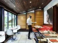 Ibis Douala