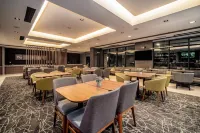 SpringHill Suites Oakland Airport Hotels in San Leandro