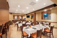 Holiday Inn Express Richmond - Midtown Hoteles en Brookland