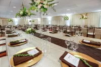 Hilton Garden Inn Pittsburgh University Place - Business