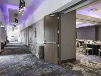 Homewood Suites by Hilton Ottawa Downtown โรงแรมในออตตาวา