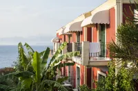 Apraos Bay Hotel in Kalamaki Beach, 100m from the Lovely Sandy Beach