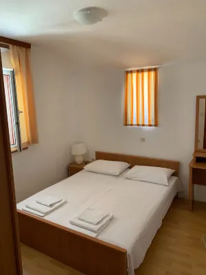 Villa Ata Razanac - Apartment with Sea View