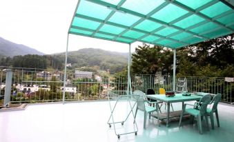 Gwangju Toechon Mountain Bottom Pension