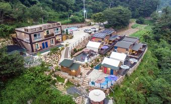 Gyeongju Rosso House Pension (Spa)