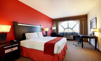 Holiday Inn Express & Suites Odessa