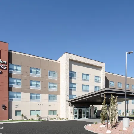 Holiday Inn Express & Suites ELY by IHG