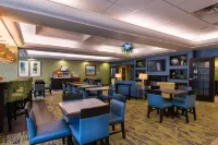 Holiday Inn Express & Suites DICKSON CITY - SCRANTON by IHG - parking