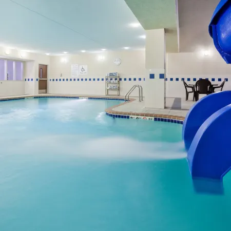 Holiday Inn Express & Suites DICKINSON by IHG