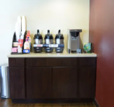 Red Roof Plus+ University at Buffalo - Amherst Hotels in Getzville