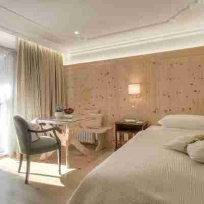 Hotel la Perla: the Leading Hotels of the World Rooms