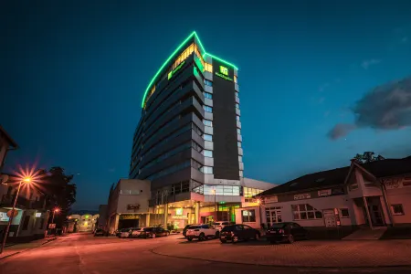 Holiday Inn Zilina Отели в г. Раецке-Теплице