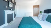 4 Bedroom Home w/ Free Parking - Tŷ Hapus Newport - 4-Star