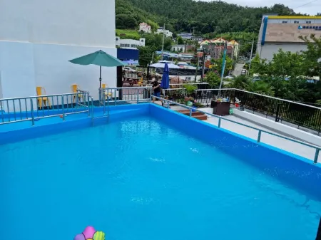 Mokpo Pansuri Residence Hotel Pension Отели рядом с достопримечательностью «Yudalsan Mountain»