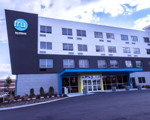 Tru by Hilton Norfolk Airport Hotels in Norfolk